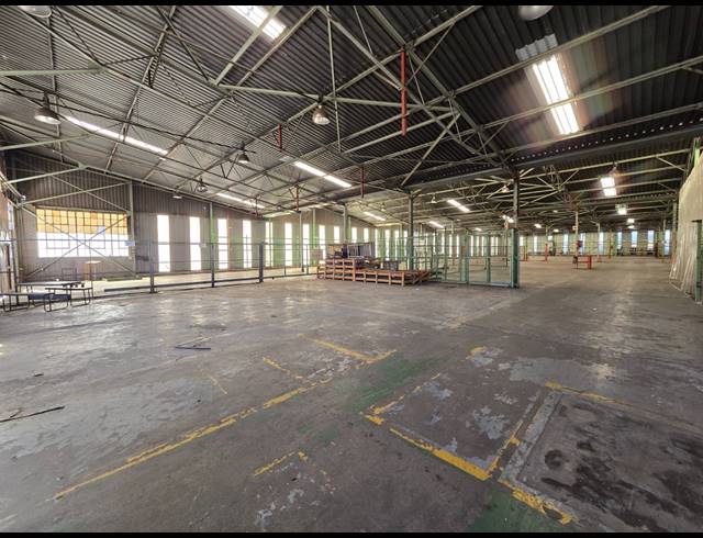 9,049M² WAREHOUSE TO LET IN TUNNEY